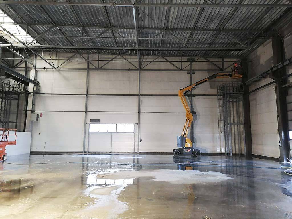 czyszczenie hal przemysłowych